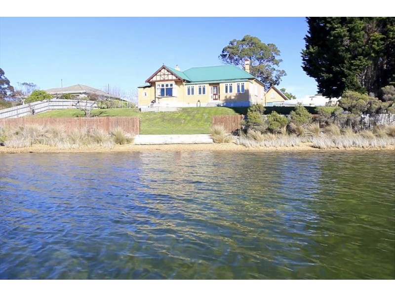 22 West Arm Road, Beauty Point TAS 7270