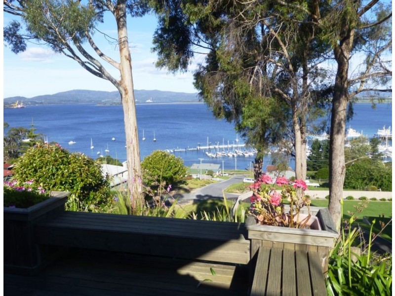 118 oxford street, Beauty Point TAS 7270