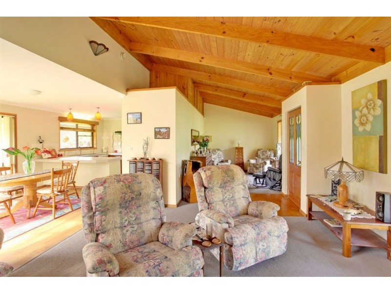 168 Main Road, Exeter TAS 7275