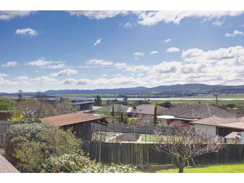 1/85 Riverside Drive, Riverside TAS 7250
