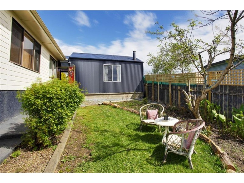 7 Ernest Street, Beauty Point TAS 7270