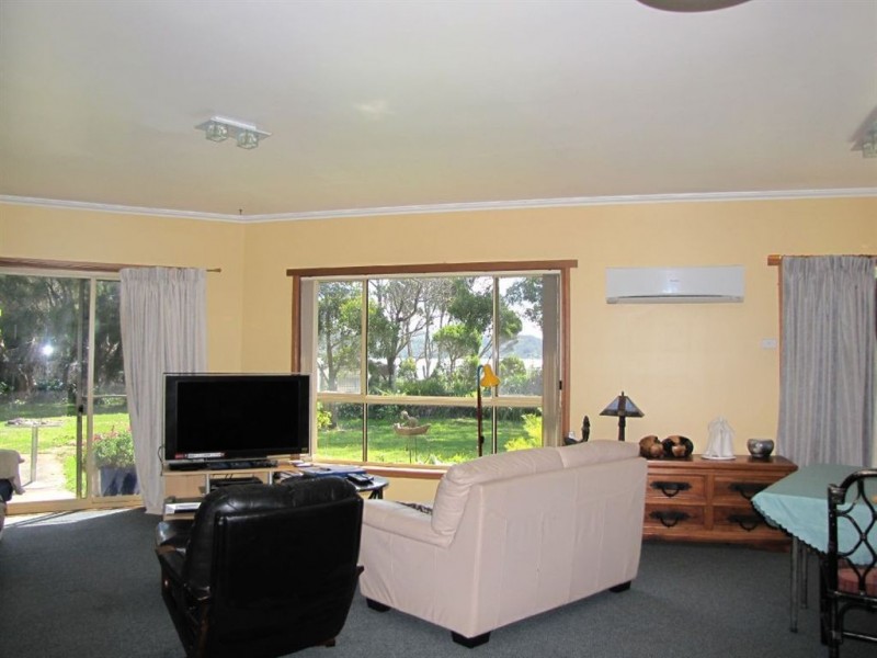 206 Paper Beach Road, Swan Point TAS 7275