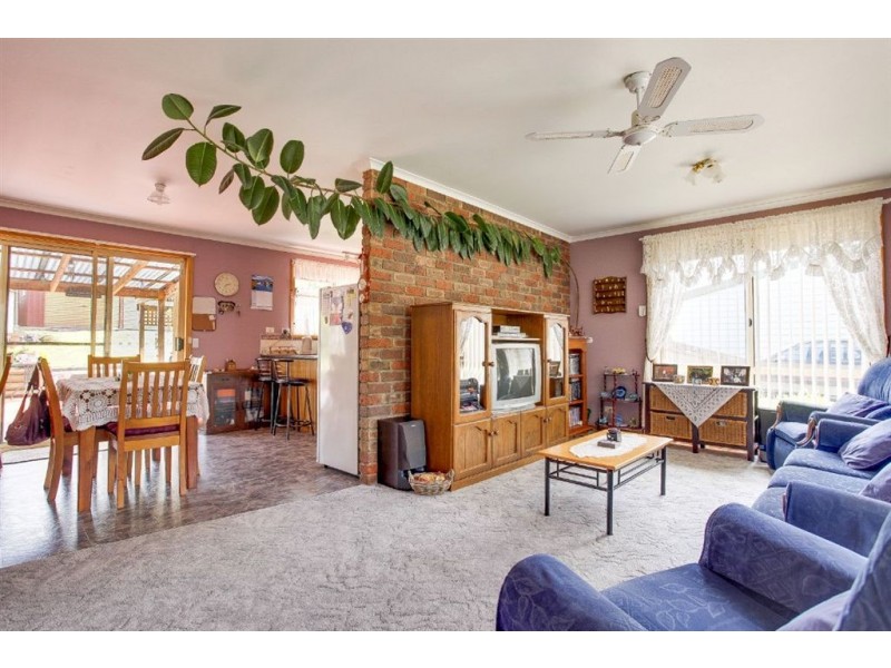 163 Gravelly Beach, Blackwall TAS 7275