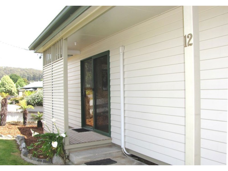 12 Crowther Street, Beaconsfield TAS 7270