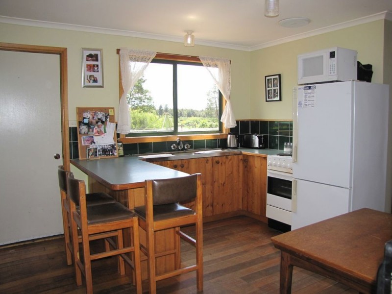 12 Crowther Street, Beaconsfield TAS 7270