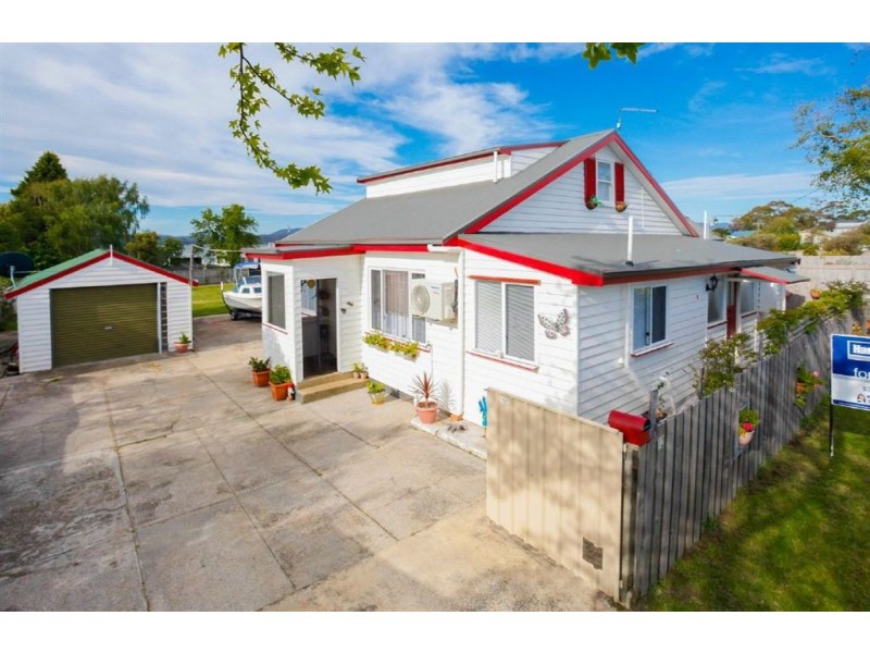 12 Scott Street, Beauty Point TAS 7270