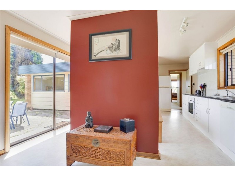 13 West Arm Road, Beauty Point TAS 7270