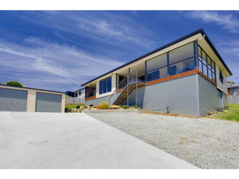 11 Cosgrove Court, Beauty Point TAS 7270