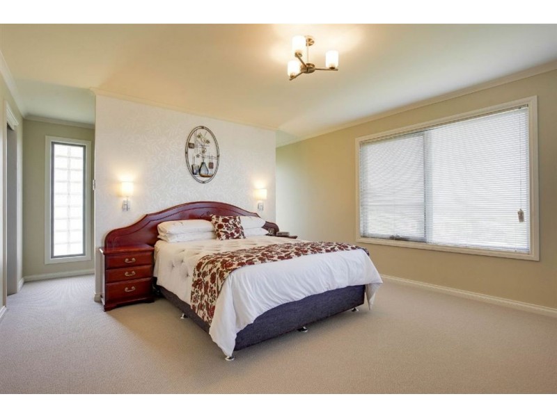 11 Cosgrove Court, Beauty Point TAS 7270