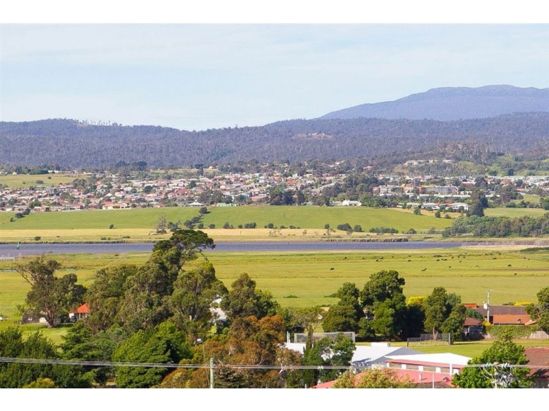 10 Janor Street, Riverside TAS 7250