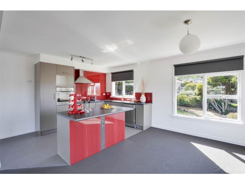 10 Janor Street, Riverside TAS 7250