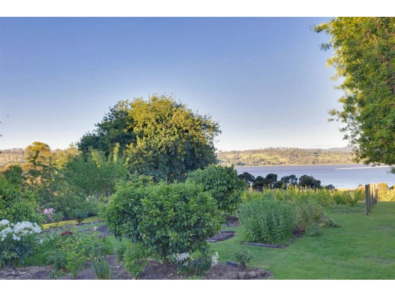 153 Rosevears Drive, Rosevears TAS 7277