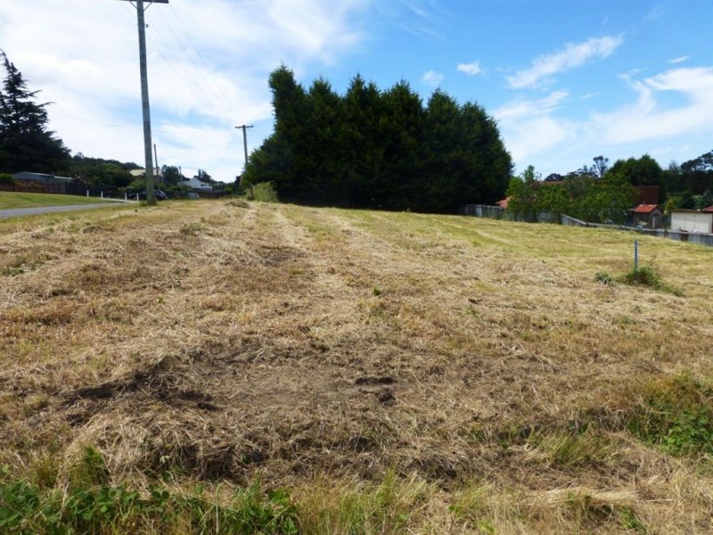 14 Dodds Street, Beaconsfield TAS 7270