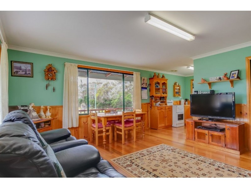 4 Kellys Lookout Road, Beaconsfield TAS 7270