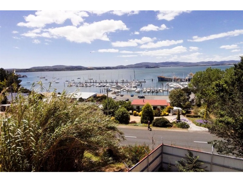 125 Flinders Street, Beauty Point TAS 7270