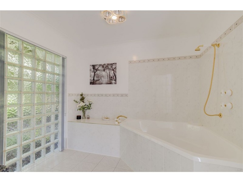 9 Pleasant Hills Drive, Grindelwald TAS 7277