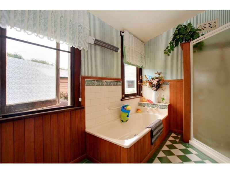 158 Weld Street, Beaconsfield TAS 7270
