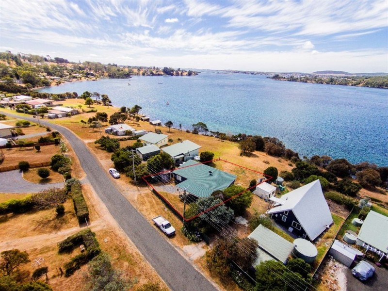 89 Sunset Boulevard, Clarence Point TAS 7270