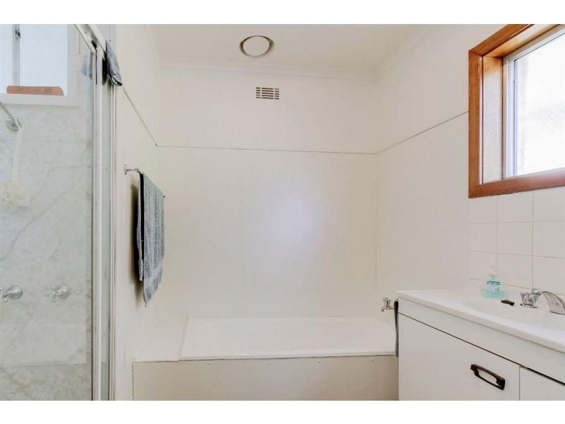 41-43 Crowther Street, Beaconsfield TAS 7270