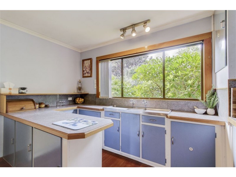 16 Brooklyn Street, Beaconsfield TAS 7270