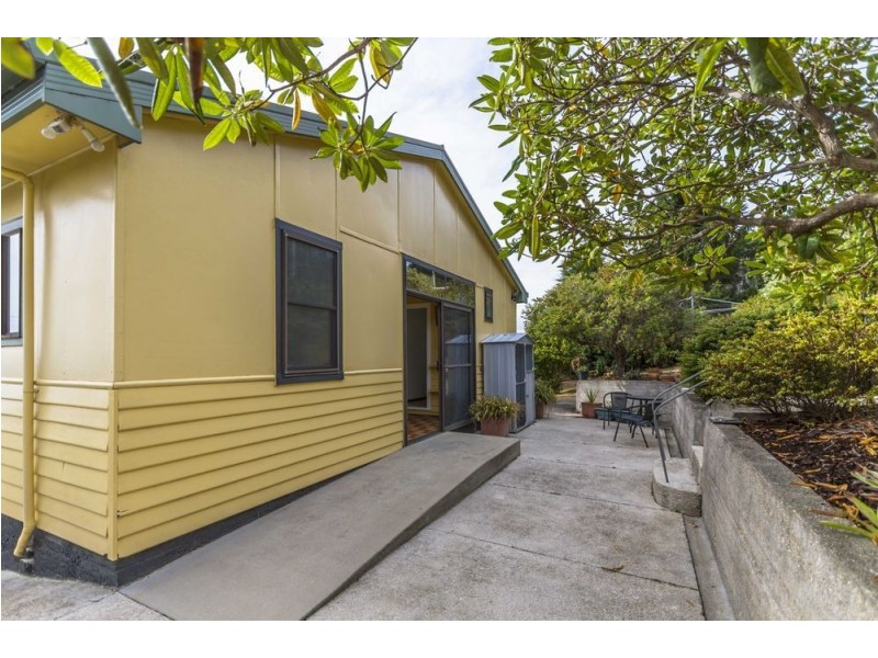 16 Brooklyn Street, Beaconsfield TAS 7270