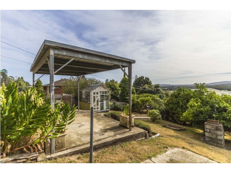 16 Brooklyn Street, Beaconsfield TAS 7270