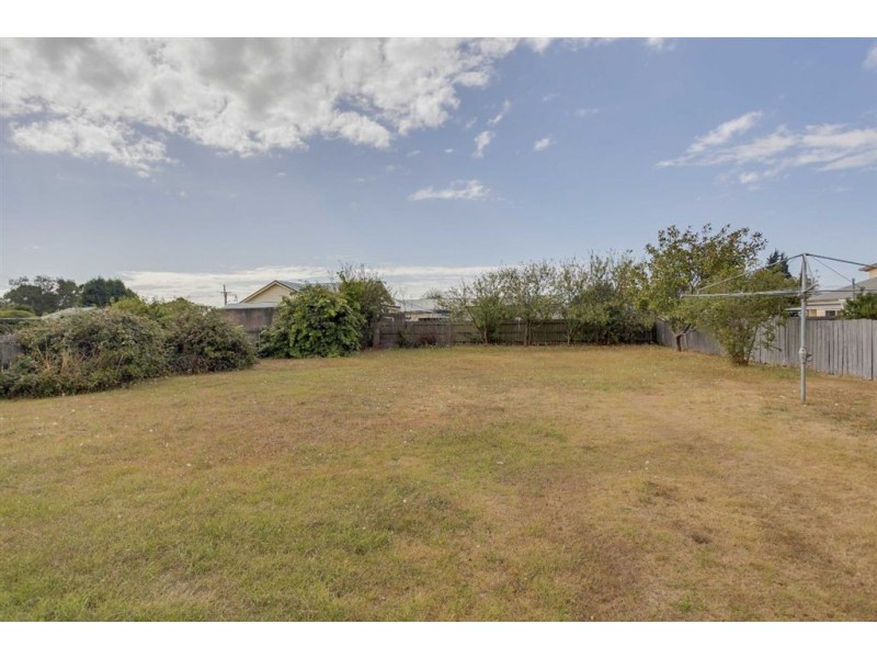 242 Flinders St, Beauty Point TAS 7270