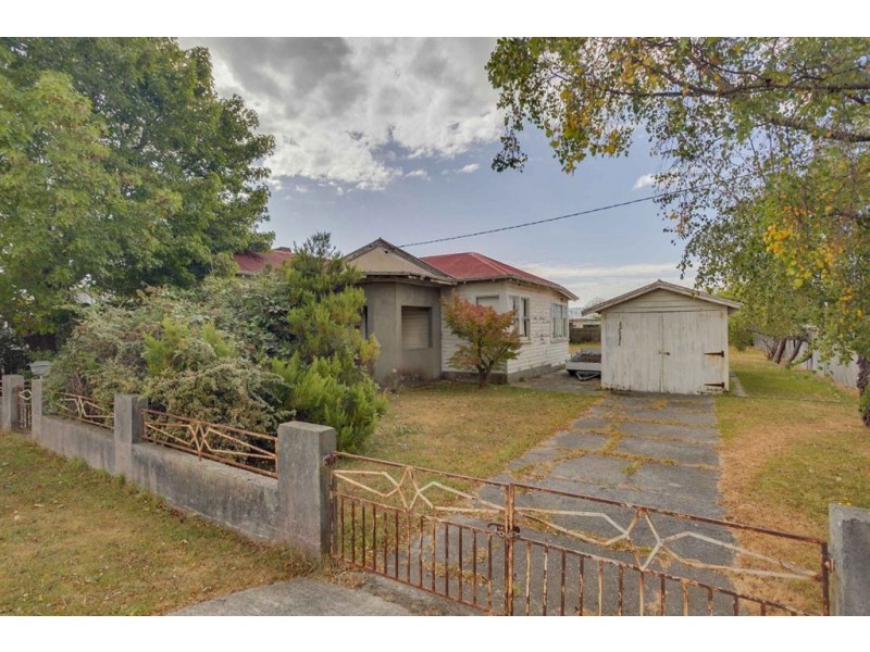 242 Flinders St, Beauty Point TAS 7270
