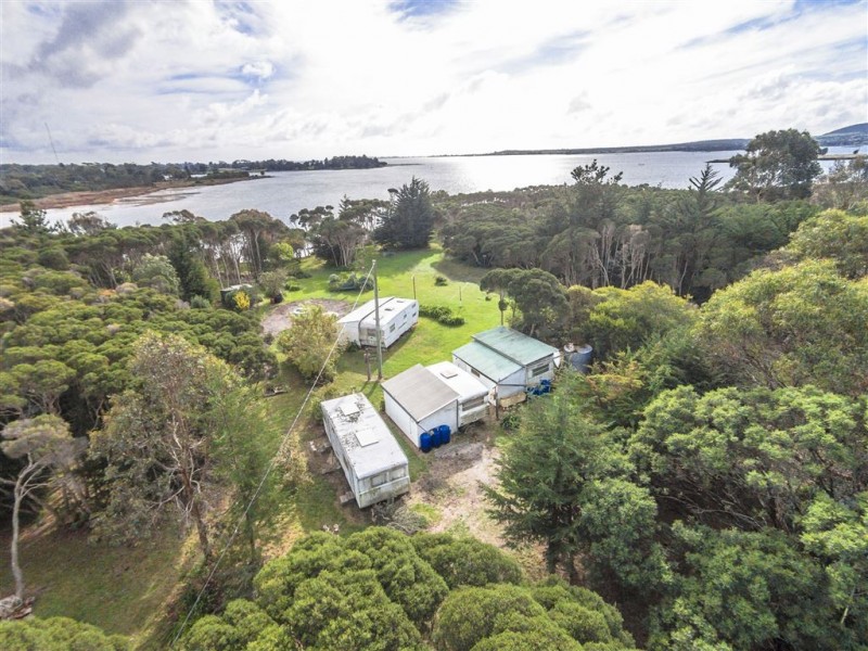 121 Bevic Road, Clarence Point TAS 7270