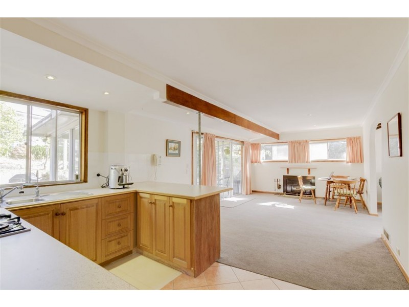 51 Beach Road, Gravelly Beach TAS 7276