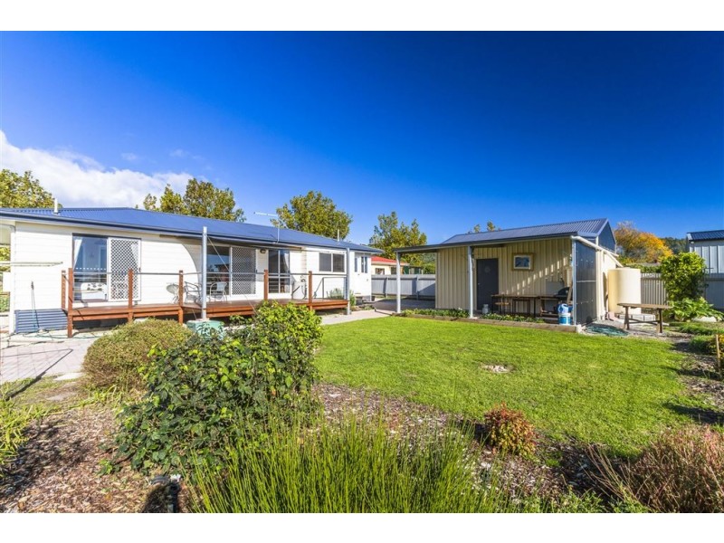 28 Weld Street, Beaconsfield TAS 7270