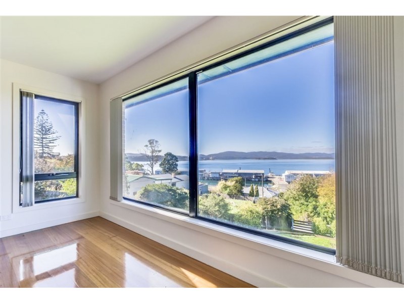 6-8 Napier Street, Beauty Point TAS 7270