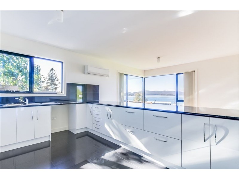 6-8 Napier Street, Beauty Point TAS 7270