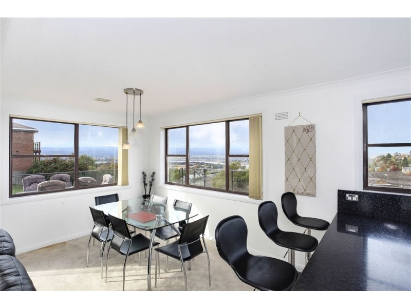 17 Balmoral Avenue, Riverside TAS 7250