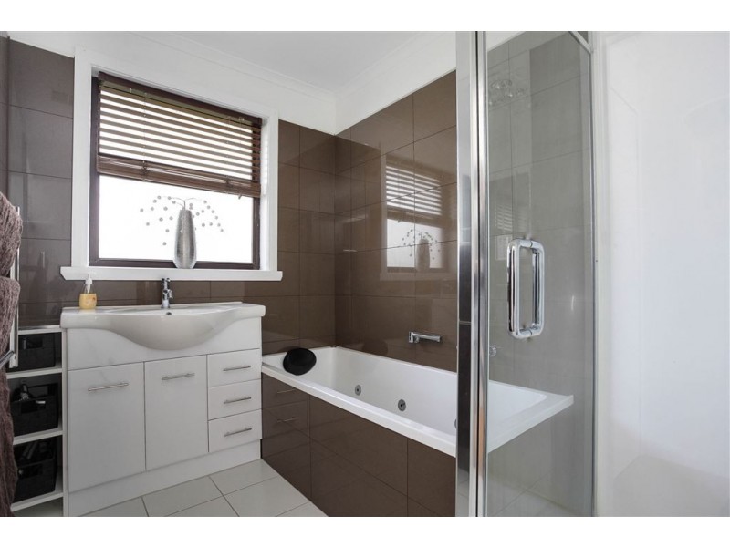 17 Balmoral Avenue, Riverside TAS 7250