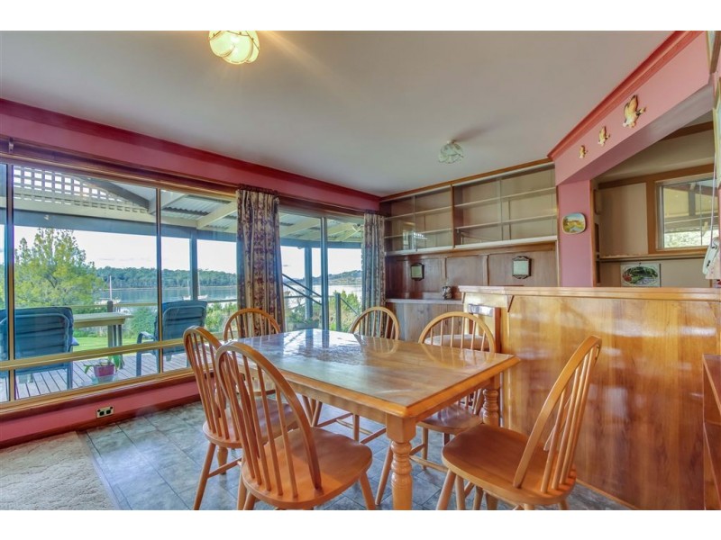 74 Gravelly Beach Road, Blackwall TAS 7275