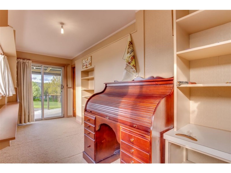 74 Gravelly Beach Road, Blackwall TAS 7275