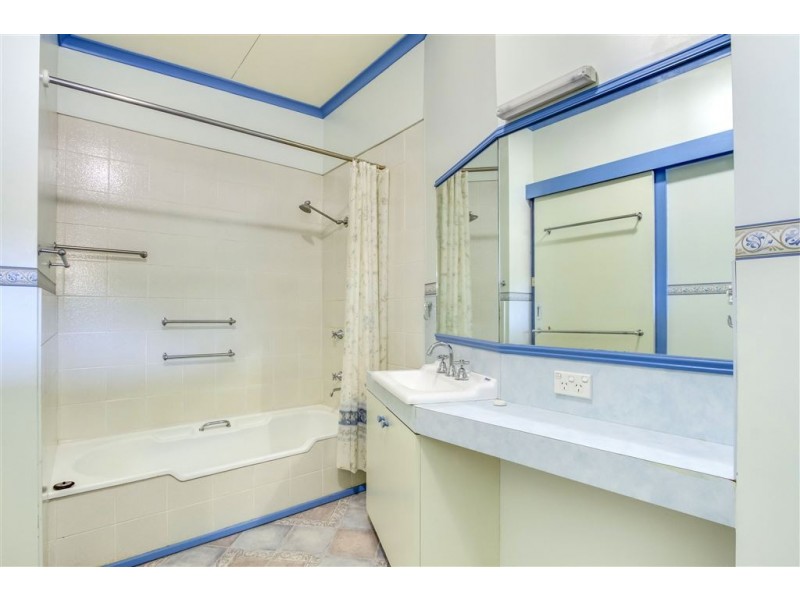 74 Gravelly Beach Road, Blackwall TAS 7275