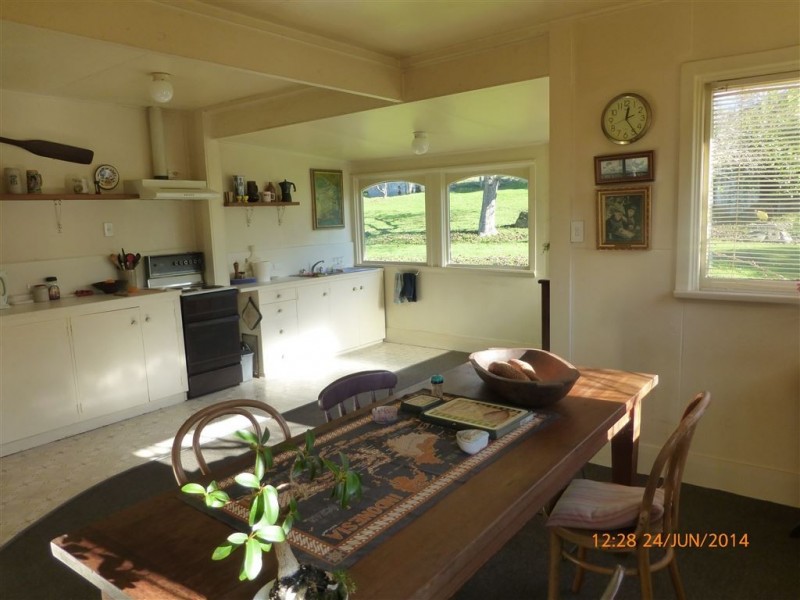 25 Taree Crescent, Gravelly Beach TAS 7276