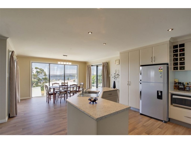 11 Cosgrove Court, Beauty Point TAS 7270