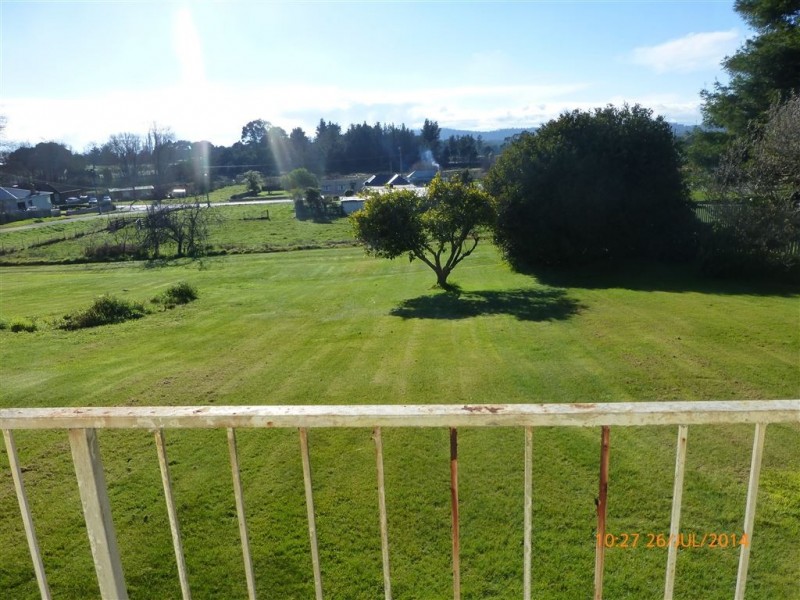 30 – 32 Douglas Street, Beaconsfield TAS 7270