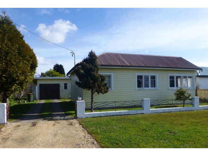 21 Mainwaring Street, Beauty Point TAS 7270