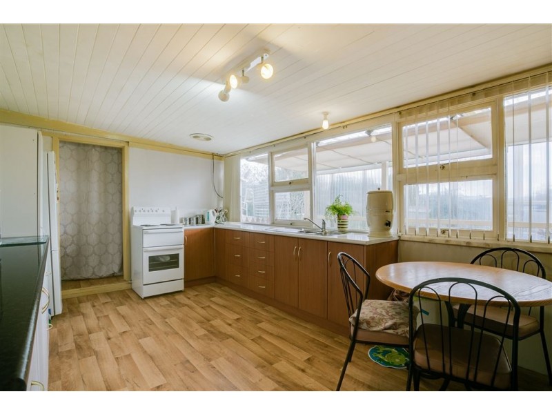 9 Garrett Street, Beauty Point TAS 7270