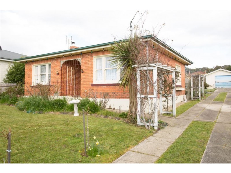 9 Garrett Street, Beauty Point TAS 7270