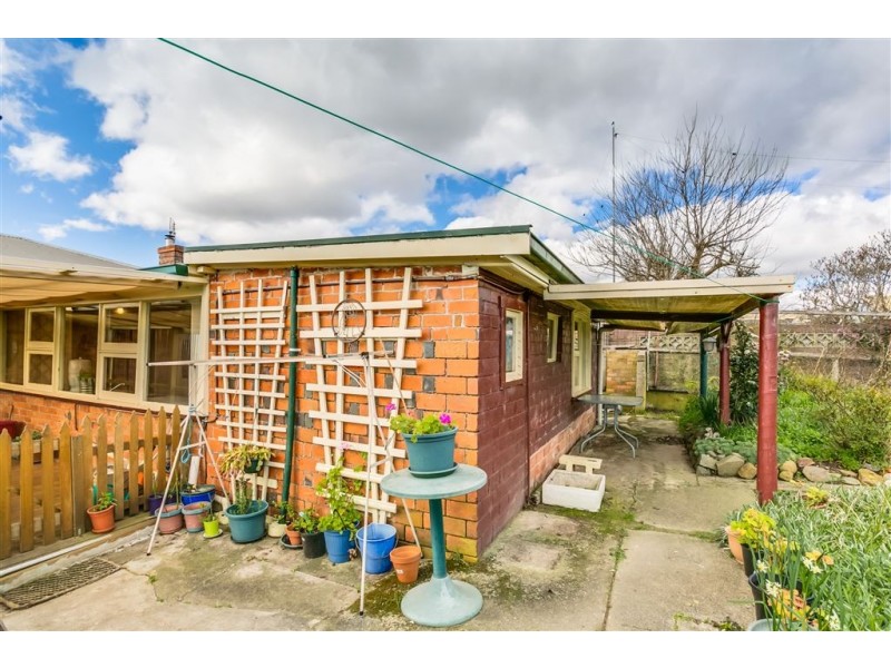 9 Garrett Street, Beauty Point TAS 7270