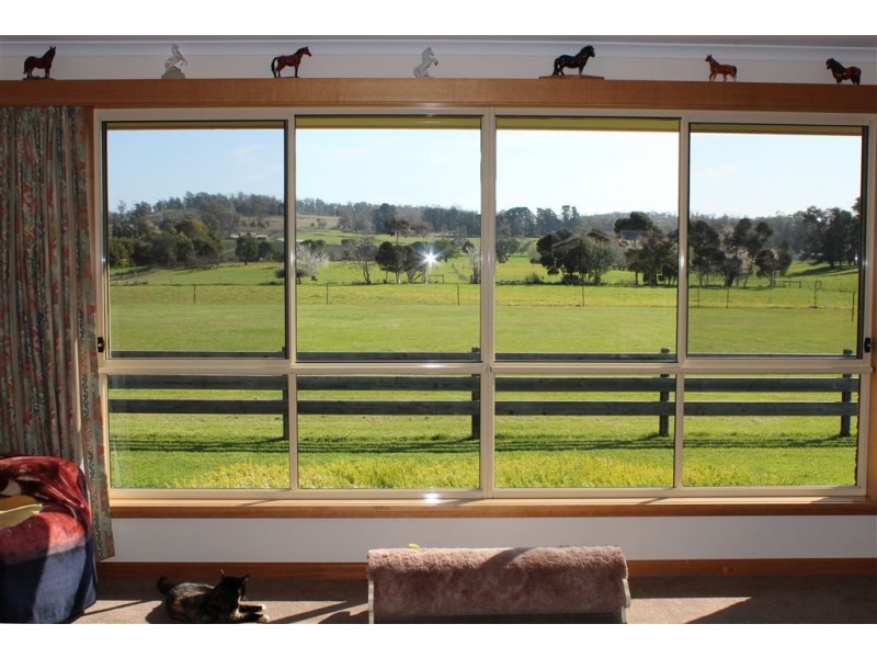 10 Chaplins Lane, Gravelly Beach TAS 7276