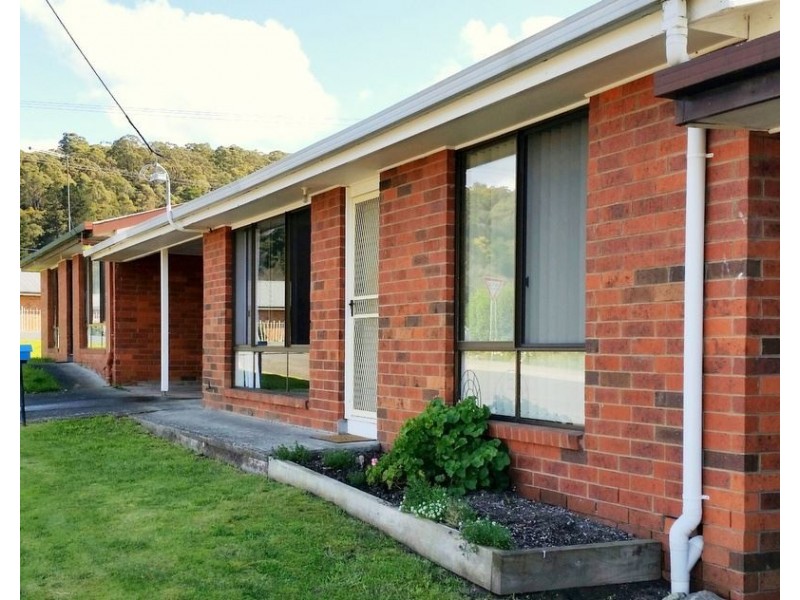 2/164 Weld Street, Beaconsfield TAS 7270