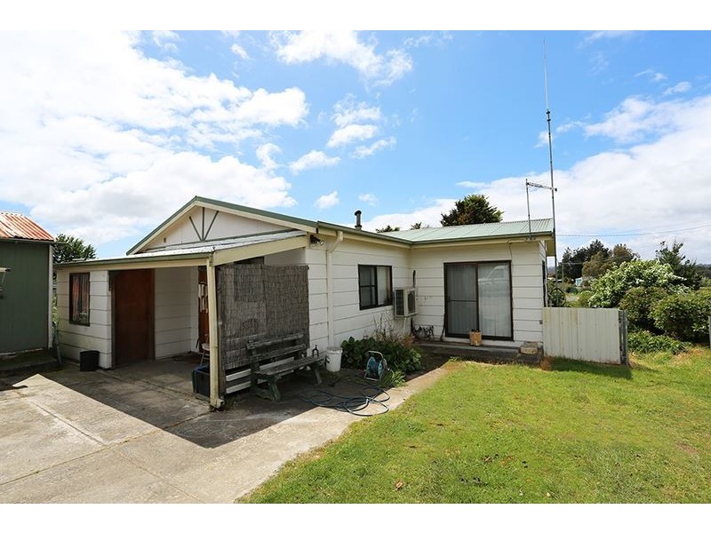 31 New Street, Beaconsfield TAS 7270