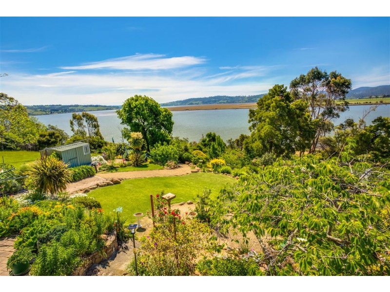 52 Beach Road, Legana TAS 7277