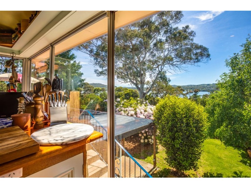 180 Paper Beach Road, Swan Point TAS 7275